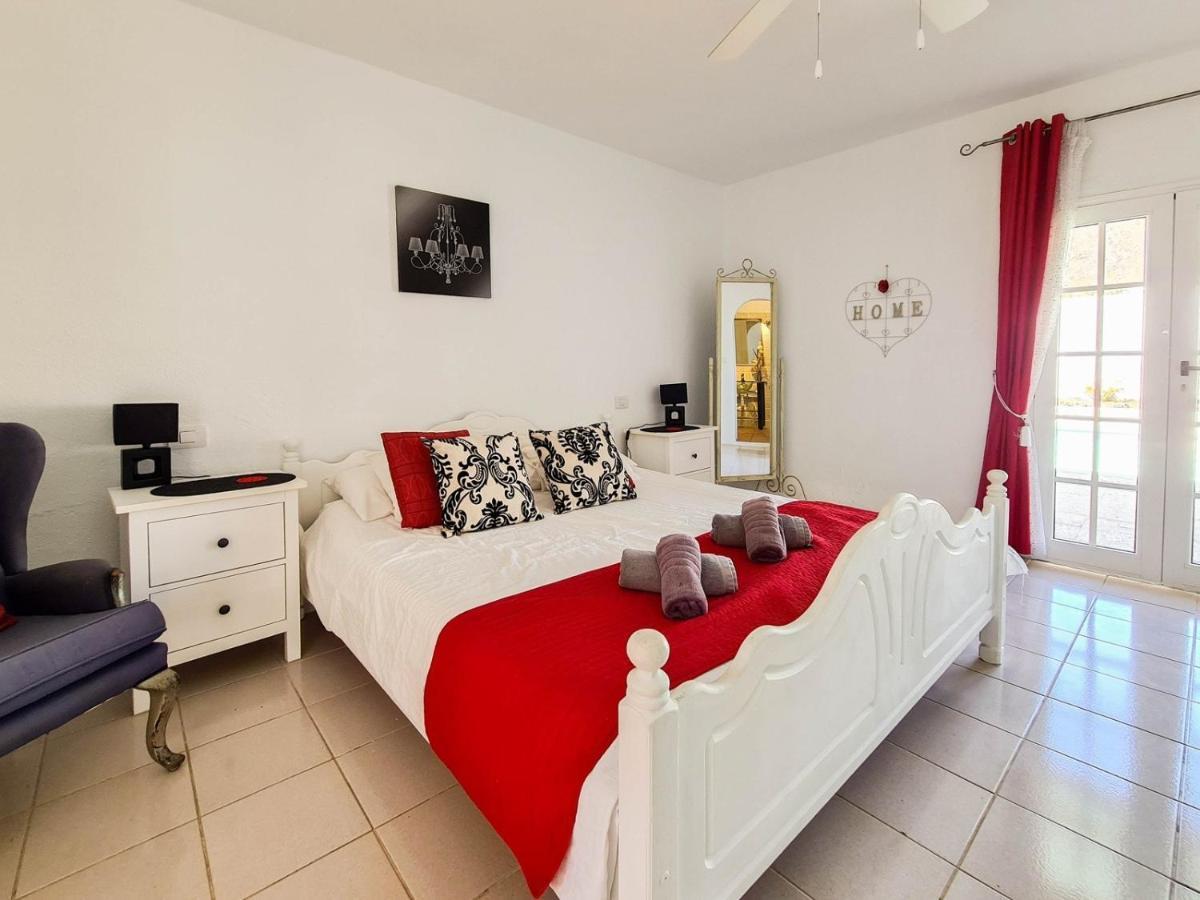 Stunning Sea View Villa With 6 Bedrooms & Heated Pool - Villa Renaissance Playa Blanca (Lanzarote) Exterior foto