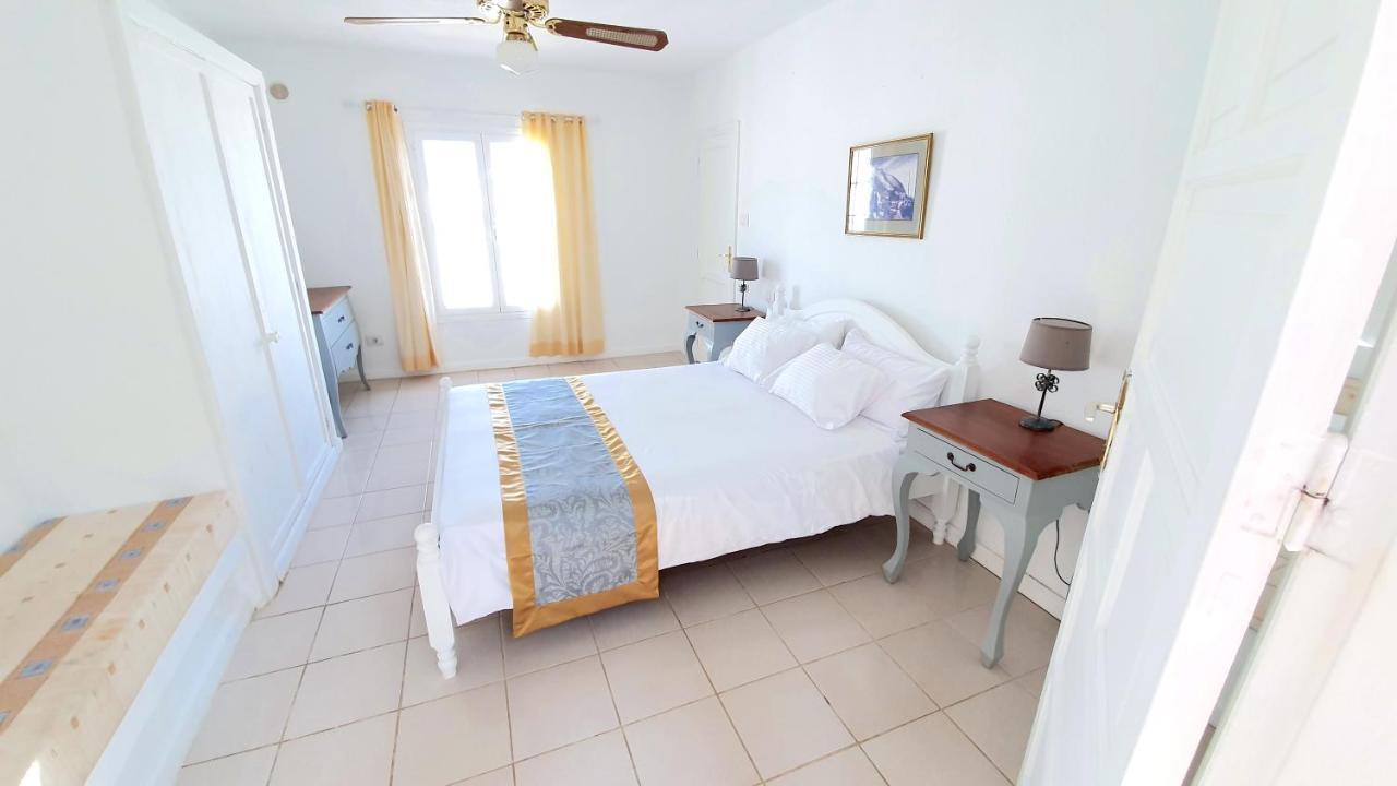 Stunning Sea View Villa With 6 Bedrooms & Heated Pool - Villa Renaissance Playa Blanca (Lanzarote) Exterior foto