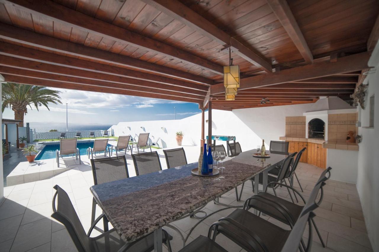 Stunning Sea View Villa With 6 Bedrooms & Heated Pool - Villa Renaissance Playa Blanca (Lanzarote) Exterior foto