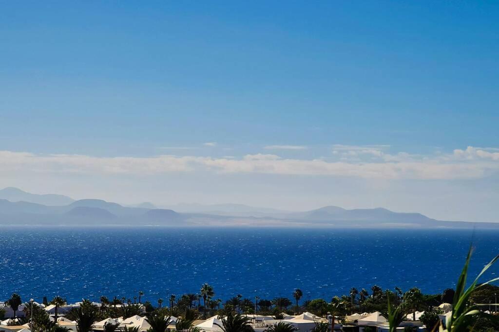 Stunning Sea View Villa With 6 Bedrooms & Heated Pool - Villa Renaissance Playa Blanca (Lanzarote) Quarto foto